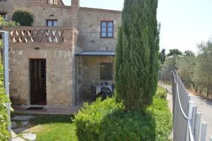 House with private garden in the Crete Senesi - Chiusure