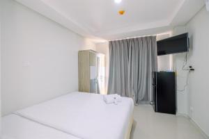 Fancy and Nice Studio at Daan Mogot City Apartment By Travelio