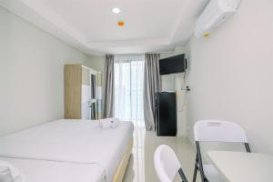 Fancy and Nice Studio at Daan Mogot City Apartment By Travelio