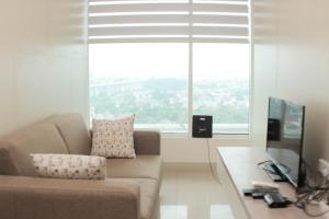 Comfort 2BR at Grand Kamala Lagoon Apartment By Travelio