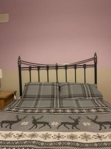 Room 2 , Williamstown, Ireland