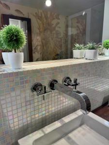 4 Zimmer Apartment mit Balkon