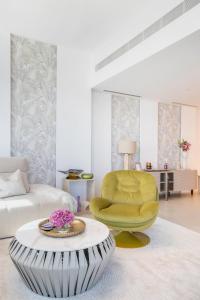 Ultra-Luxury 2BR at La Vie Iconic Sea Views