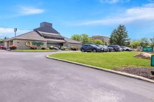 Quality Inn Middleburg Heights near Cleveland Airport