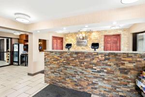 Quality Inn Middleburg Heights near Cleveland Airport