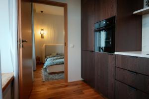 Freinholdi Maja külaliskorter 2 - balcony and SAUNA