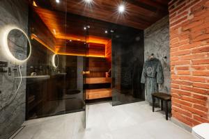 Freinholdi Maja külaliskorter 2 - balcony and SAUNA