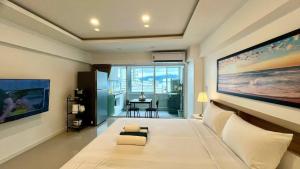 Partial Seaview Studio on 11 Floor near JungCeylon, Bangla Street