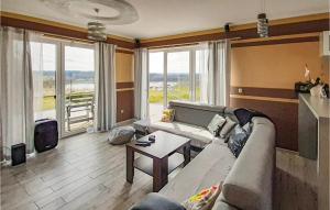 Awesome Home In Mragowo With Lake View