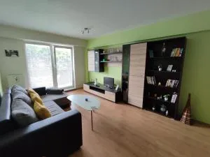 Veľký štýlový apartmán vo výbornej lokalite - Vrútky