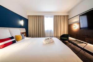 Hotels Mercure Caen Centre Port De Plaisance : photos des chambres