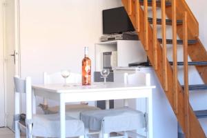 Maison avec terrasse proche plage - Ayguades AY050-023