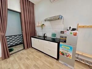 Corgi House Beachstay Danang