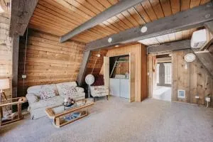 Room in Apartment - Mt Baker Apt, Pets OK, WIFI and Air Conditioning - Bellingham