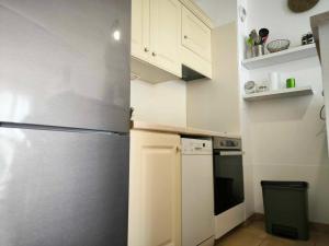 Appartement T2 magnifique vue sur golf avec climatisation avec piscine