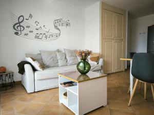 Appartement T2 magnifique vue sur golf avec climatisation avec piscine