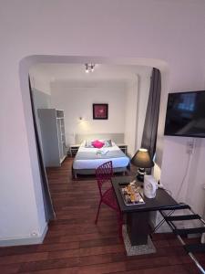 Hotels Crystal Hotel : photos des chambres