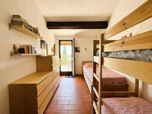Villas Mazet Marius pour 4 personnes avec piscine et tennis a La Londes-Les-Maures : photos des chambres