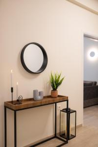 Central 2 Bdrm Aprt In Koukaki!