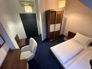 Hotel Korzo - Pračno