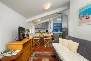 Dida i Nonna Piazza view apartment