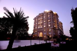 Sshubh Satyam Palace Resort
