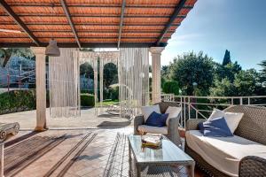 Villa Demetra Capri - Pool and Relaxation