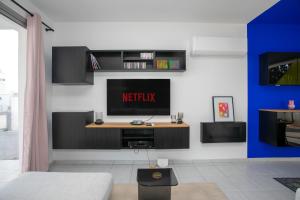 Palmove Renovated Meneou House