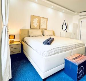 7BR Apartment for Big Groups, with Great Location