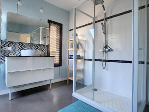 Maisons de vacances Ti sklaer - vue mer - wifi : photos des chambres