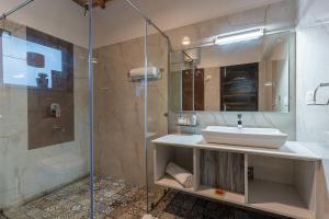 Vibhasa-The Scenic Solitude Villa Amidst Himalayas Near Kainchi Dham-Where BBQ and Bonfires Ignite the Adventure