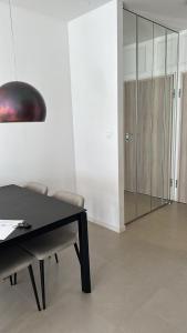 Žnjan beachfront luxury beautiful new apartment with garden jacuzzi and sauna