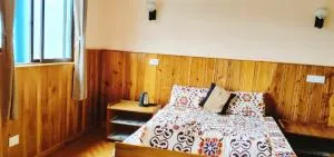 Om Residency - Sonāda