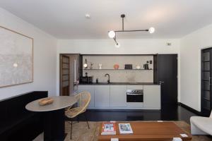 Liiiving in Porto - Casa Duque Apartments