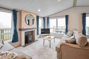 Host & Stay - Linden Lodge, Ashdown Retreat