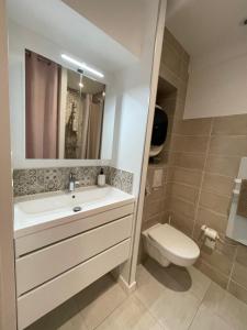 Appartements Studio du faubourg : photos des chambres