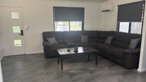 Family retreat in Ningi Pet friendly