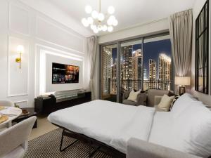 Kensington Chic 1BR Fountain-view Flat Downtown Burj Khalifa