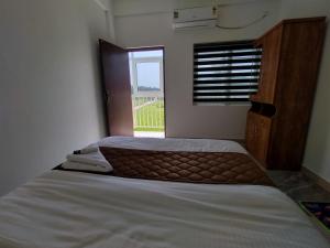 The Mountmist Apartment