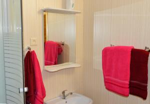 Double or Twin Room with Extra Bed room in Guest house Pine Forest