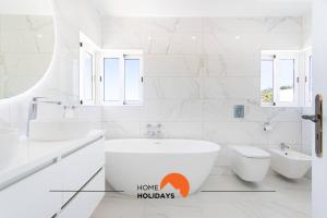 #221 Cerro Grande by Home Holidays