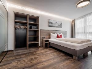 The Residence by Regina