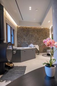 Polyzos Luxury Suites Meteora #1 - Adults Friendly - 3hvězdičkové hotely ve městě Kalambaka