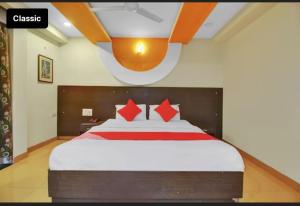 Hotel happy rooms