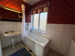 110kvm lyxig bostad med öppen spis och balkong