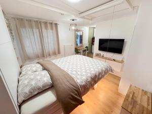 Grand studio neuf Bagneux proche transport métro 4 Paris