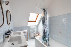 Maisons de vacances L-Ecrin de Pleneuf - Jolie maison avec 2000m2 de jardin : photos des chambres