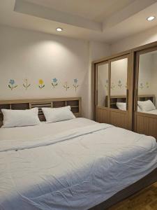 ทาวเฮ้าส์ทั้งหลังใกล้สนามบินดอนเมือง 15 นาที