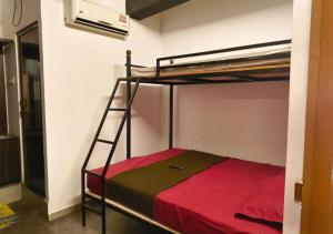 S4 Guest House