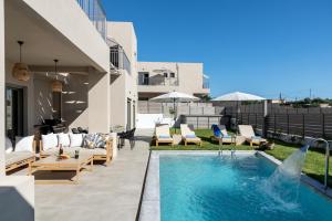 KS Luxury Villas, Private heated Swimming Pools
